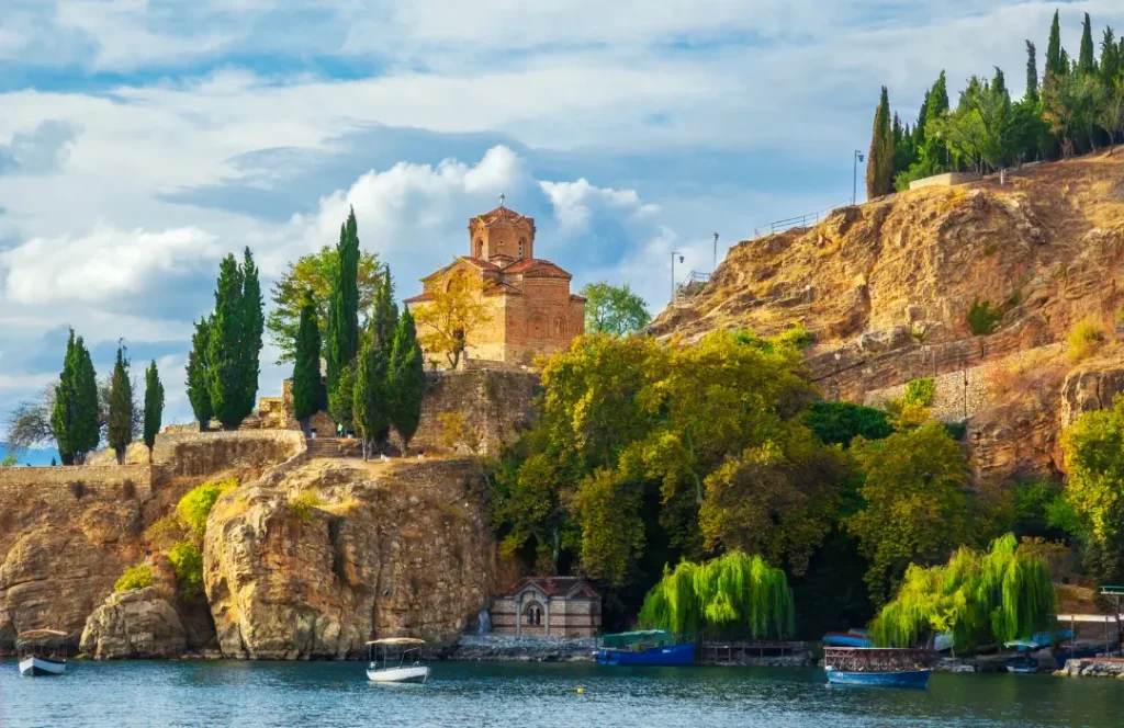 TD - Lake Ohrid, North Macedonia - Budget eastern europe travel - featured image
